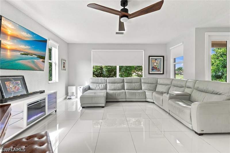 5 bedroom SingleFamilyResidence at 1740 Birdie Dr, Valencia Country Club, Naples — photo 3