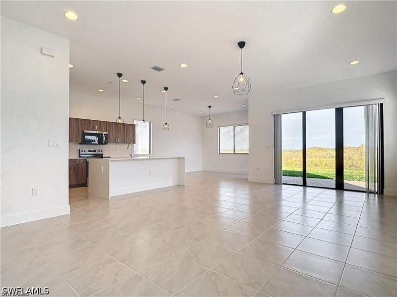 3 bedroom SingleFamilyResidence at 5773 Cassidy Ln, Silverwood, Ave Maria — photo 2