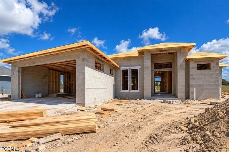 4 bedroom SingleFamilyResidence at 1227 NE 18th Ter, Cape Coral, Cape Coral — photo 2