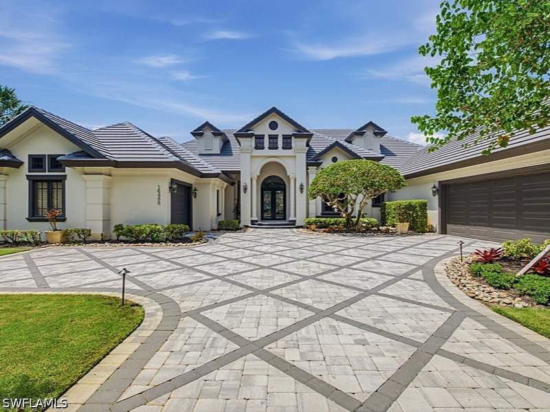4 bedroom SingleFamilyResidence at 16488 Felicita Ct, Felicita, Naples — photo 2