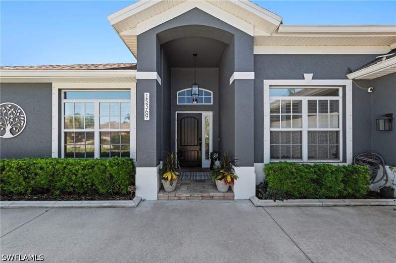 4 bedroom SingleFamilyResidence at 15369 Briarcrest Cir, Briarcrest, Fort Myers — photo 3