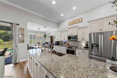 15369 Briarcrest Cir, Fort Myers FL - photo 8 of 46