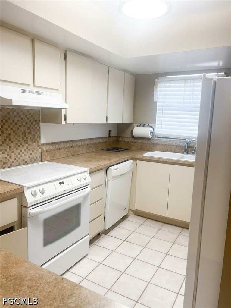 2 bedroom Condominium at 1754 Cape Coral Pkwy E 107, Harbor Heights Condo, Cape Coral — photo 1