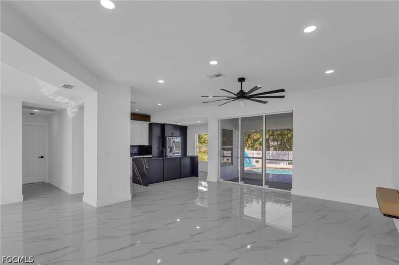 3 bedroom SingleFamilyResidence at 1721 SW 21st Ln, Cape Coral, Cape Coral — photo 5