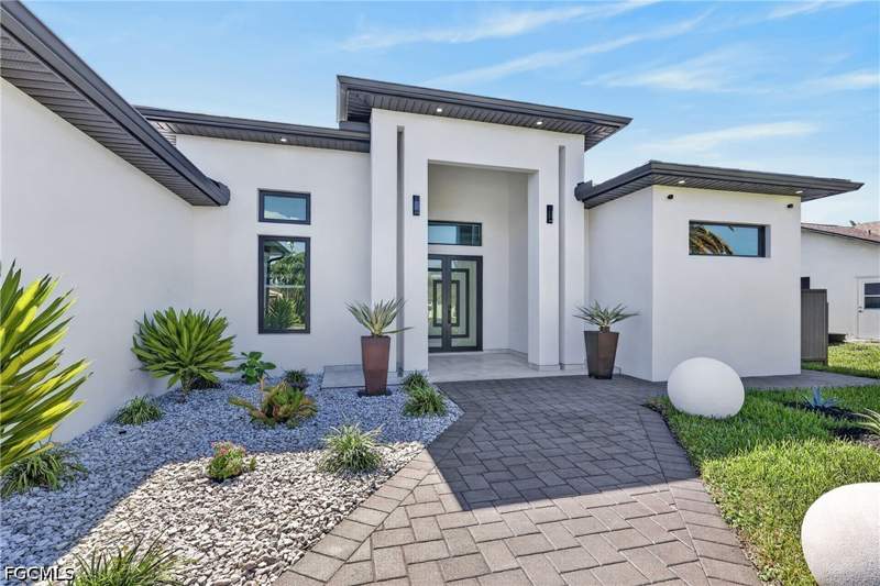 4 bedroom SingleFamilyResidence at 708 SW 10th St, Cape Coral, Cape Coral — photo 5