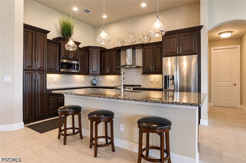 3 bedroom SingleFamilyResidence at 4321 NW 33rd St, Cape Coral, Cape Coral — photo 4