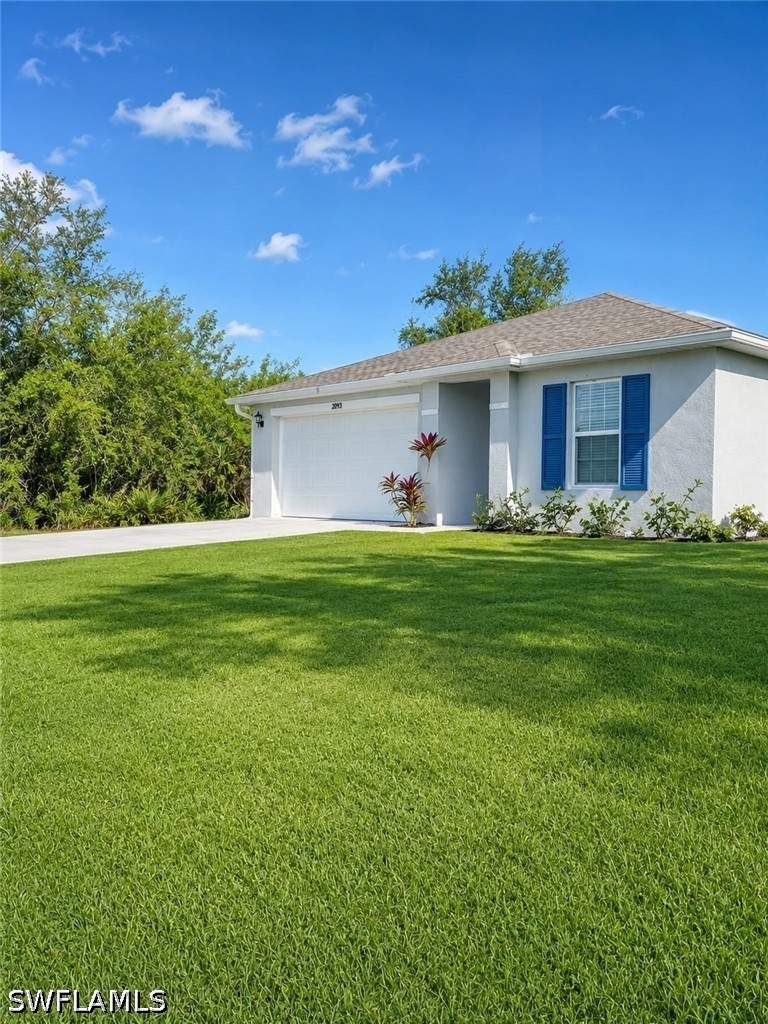 3 bedroom SingleFamilyResidence at 2903 39th St SW, Lehigh Acres, Lehigh Acres — photo 2