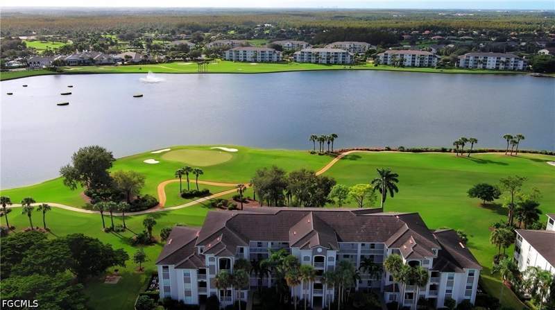 2 bedroom Condominium at 8076 Queen Palm Ln 443, Terrace, Fort Myers — photo 2