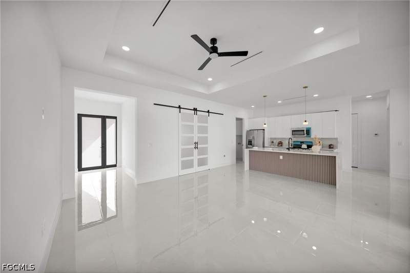 4 bedroom SingleFamilyResidence at 1414 NE 3rd Ave, Cape Coral, Cape Coral — photo 5