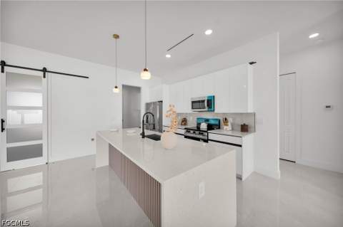 1414 NE 3rd Ave, Cape Coral FL - photo 6 of 37