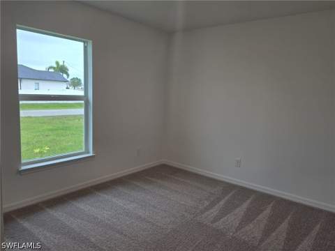 1407 NW 17th Pl, Cape Coral FL - photo 7 of 24