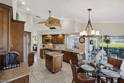 1824 SW 45th St, Cape Coral FL - photo 10 of 46