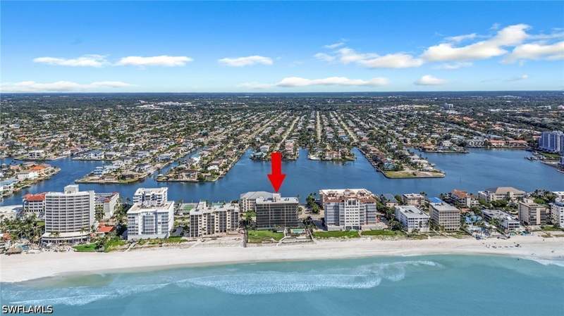 2 bedroom Condominium at 9653 Gulf Shore Dr 702, Casa Grande, Naples — photo 2