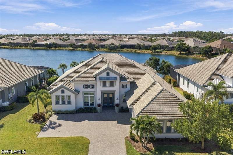 4 bedroom SingleFamilyResidence at 6044 Plana Cays Dr, Isles Of Collier Preserve, Naples — photo 2