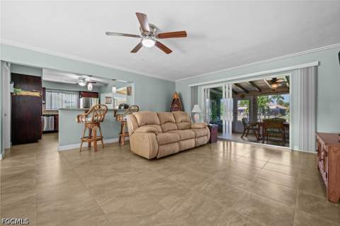 425 Pinecrest Ct, Cape Coral FL - photo 12 of 48