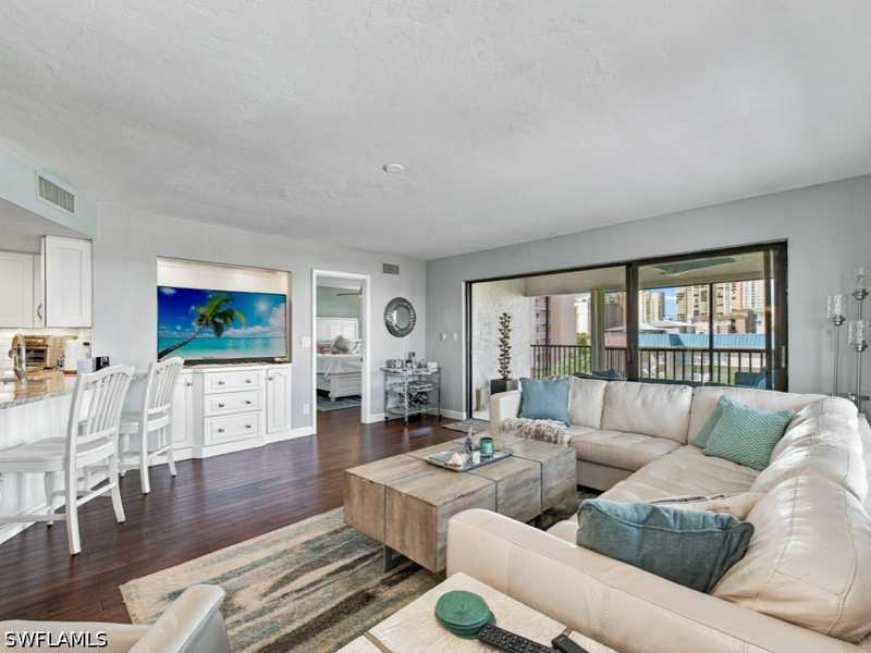 3 bedroom Condominium at 1041 S Collier Blvd 406, Casa De Marco, Marco Island — photo 1