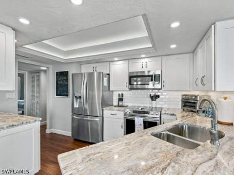 1041 S Collier Blvd 406, Marco Island FL - photo 7 of 18