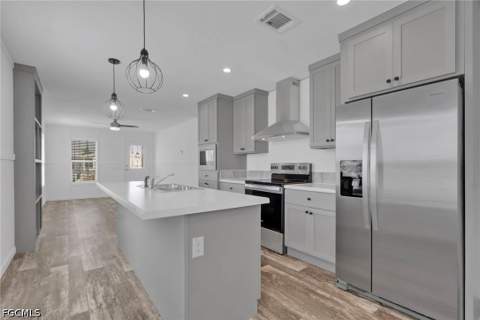 79 Birch Blvd, Fort Myers FL - photo 8 of 25