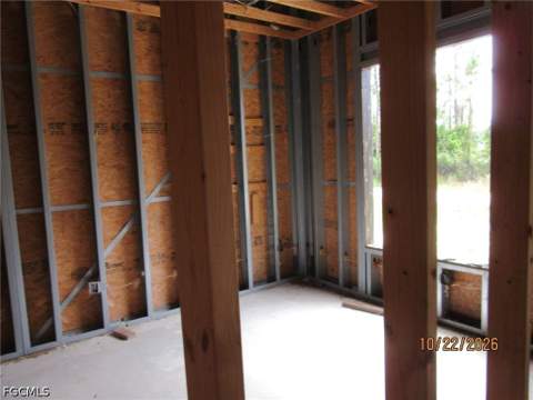 921 Bassinger Ave S, Lehigh Acres FL - photo 6 of 8