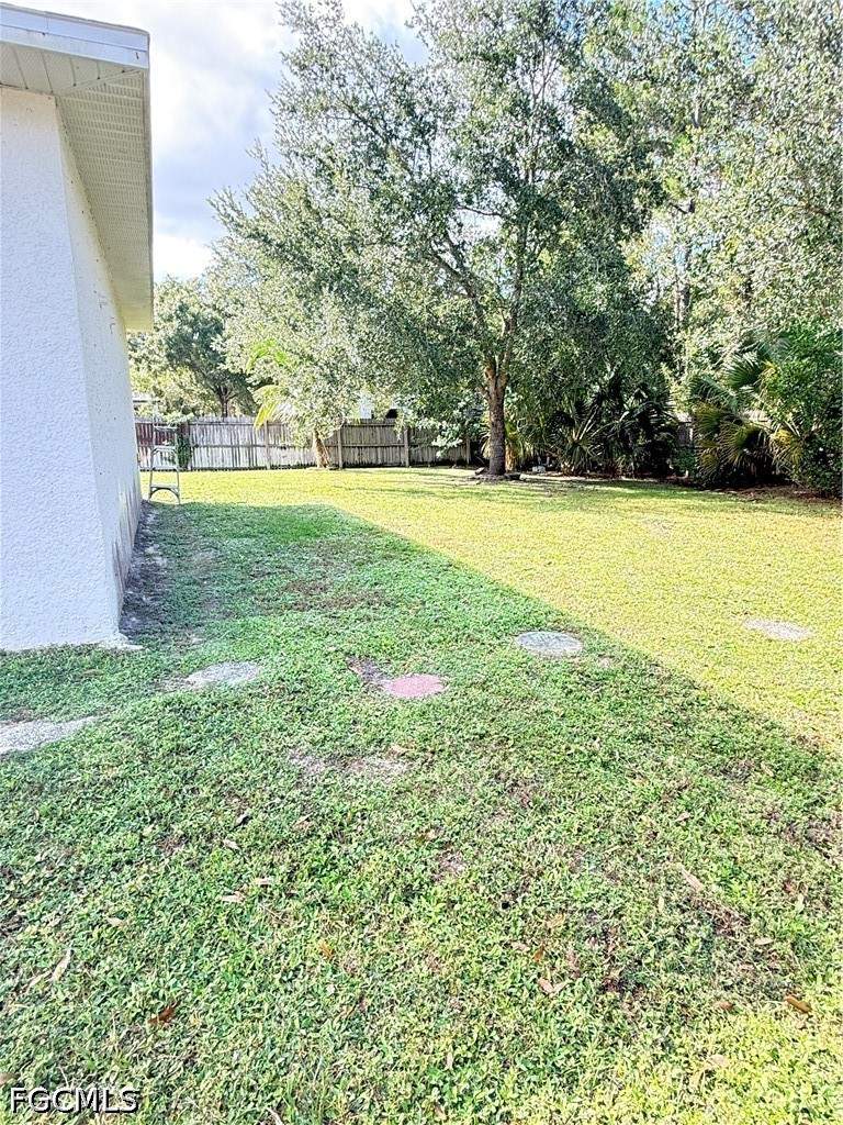 3 bedroom SingleFamilyResidence at 2812 50th St W, Lehigh Acres, Lehigh Acres — photo 3