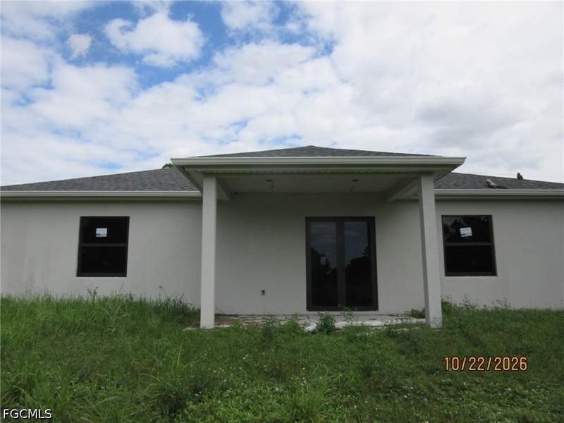 3 bedroom SingleFamilyResidence at 706 Glacier Ave, Lehigh Acres, Lehigh Acres — photo 2
