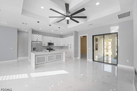 1009 Greenwood Ave, Lehigh Acres FL - photo 6 of 30