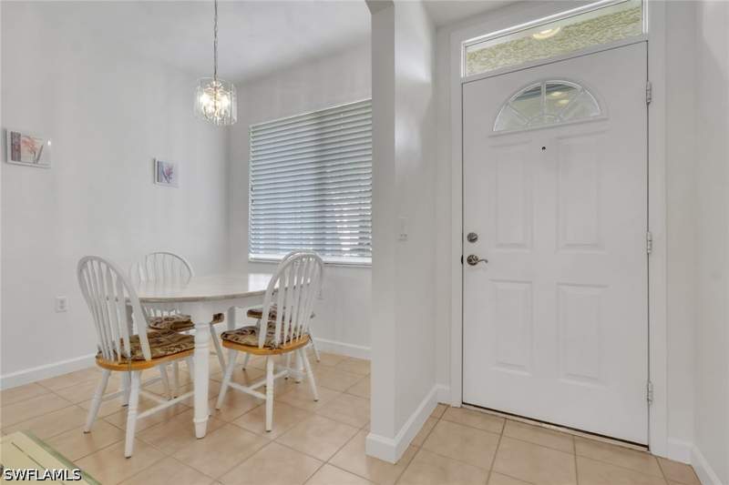 2 bedroom Condominium at 2370 Magnolia Ave 5, Magnolia Falls, Naples — photo 3
