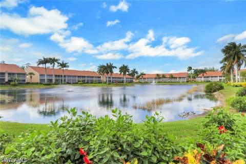 2370 Magnolia Ave 5, Naples FL - photo 7 of 50