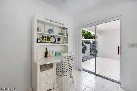 5045 Cedar Springs Dr 101, Naples FL - photo 12 of 36
