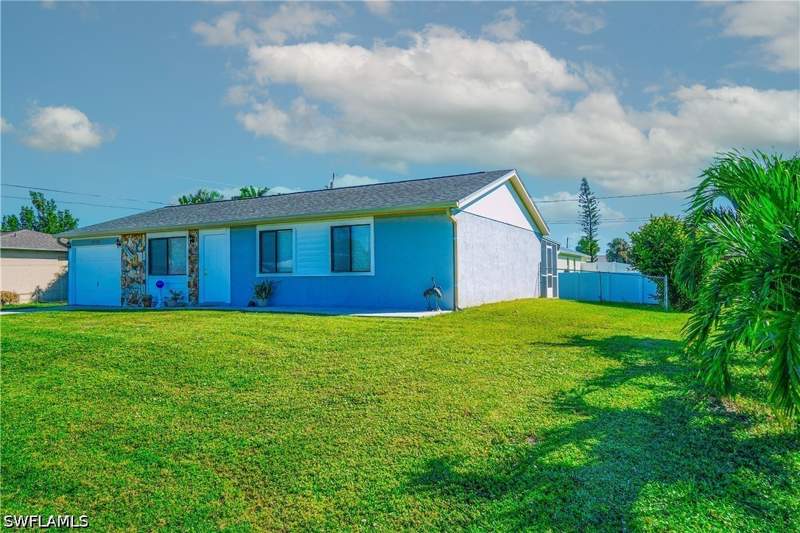 3 bedroom SingleFamilyResidence at 17133 Antigua Rd, San Carlos Park, Fort Myers — photo 2