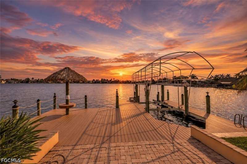 4 bedroom SingleFamilyResidence at 514 SW 52nd St, Cape Coral, Cape Coral — photo 1