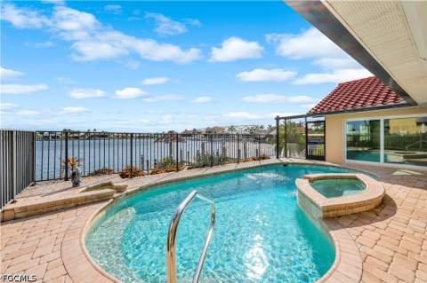 514 SW 52nd St, Cape Coral FL - photo 10 of 45