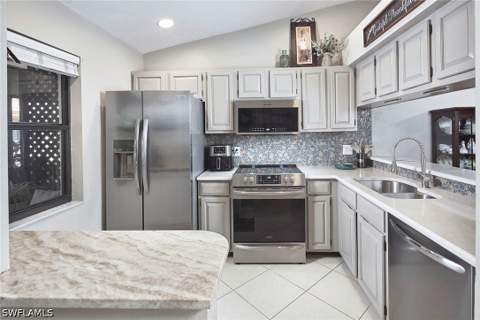 2069 Pine Isle Ln 2069, Naples FL - photo 8 of 27