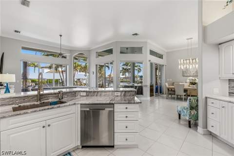 798 Sea Ct, Marco Island FL - photo 10 of 50