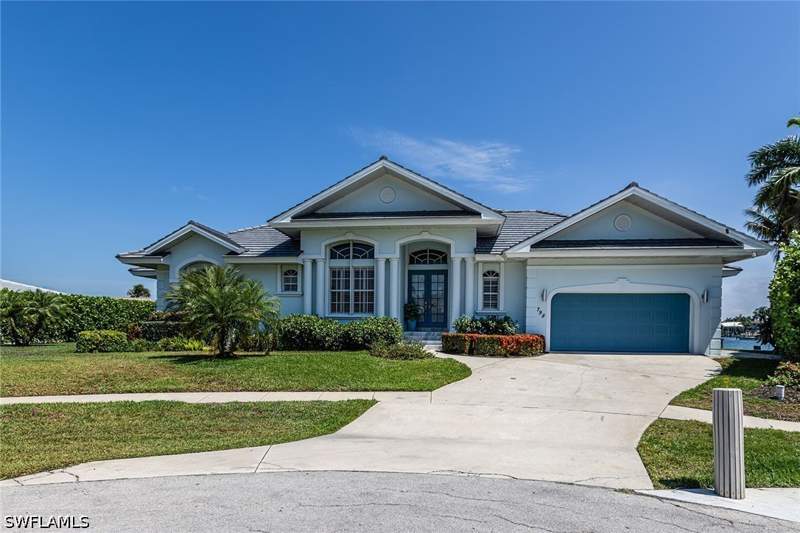 4 bedroom SingleFamilyResidence at 798 Sea Ct, Marco Island, Marco Island — photo 2