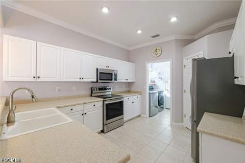9274 Palm Island Cir, North Fort Myers FL - photo 7 of 40
