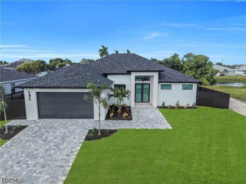 4 bedroom SingleFamilyResidence at 609 SE 2nd St, Cape Coral, Cape Coral — photo 3