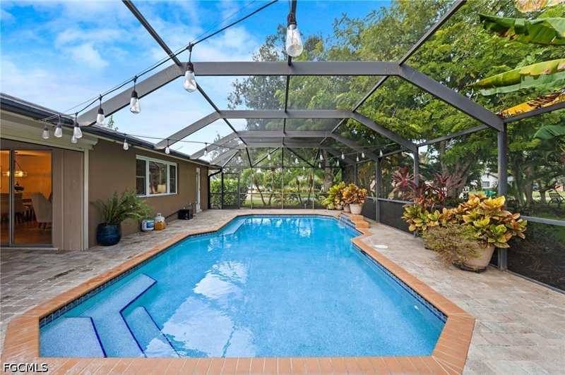 3 bedroom SingleFamilyResidence at 1335 Currier Cir, Whiskey Creek, Fort Myers — photo 1