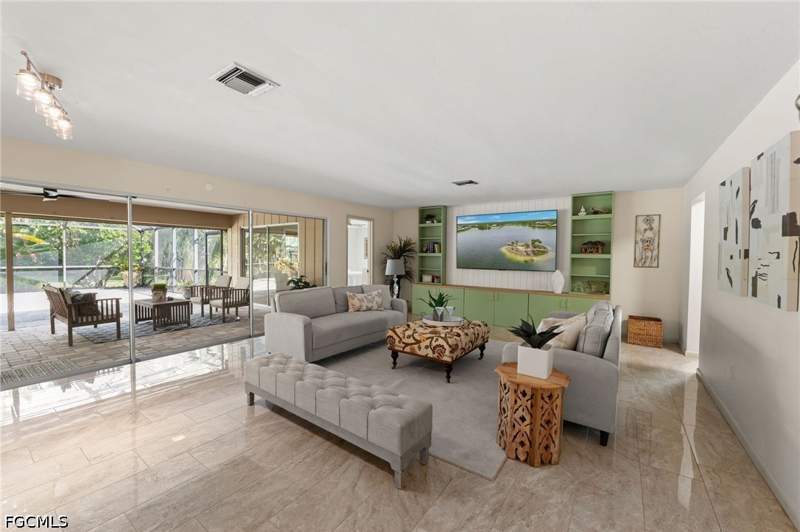 3 bedroom SingleFamilyResidence at 1335 Currier Cir, Whiskey Creek, Fort Myers — photo 3