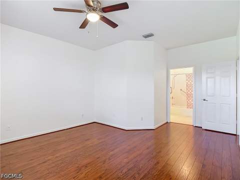 208 Stanhope Cir, Naples FL - photo 12 of 44
