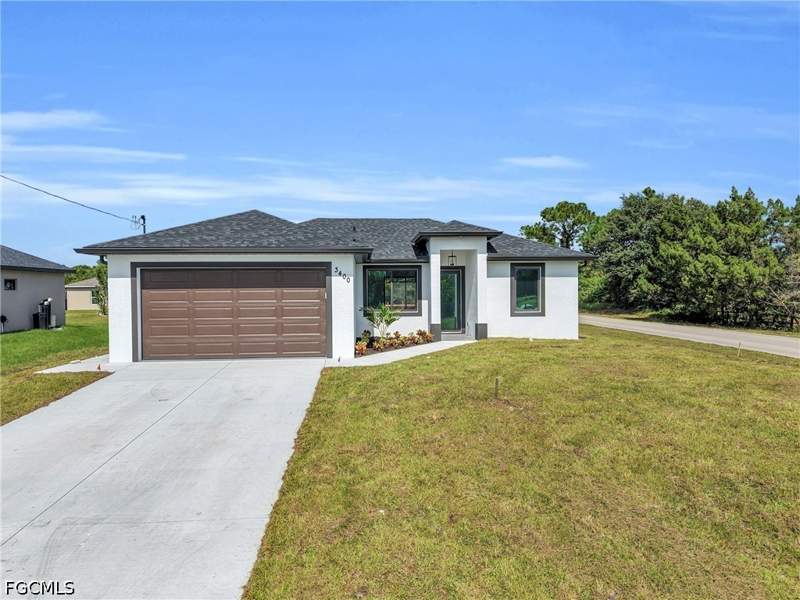 3 bedroom SingleFamilyResidence at 3400 15th St SW, Lehigh Acres, Lehigh Acres — photo 2