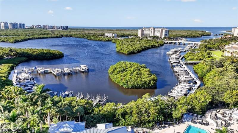 3 bedroom Condominium at 445 Cove Tower Dr 504, Montego At Cove Towers, Naples — photo 3