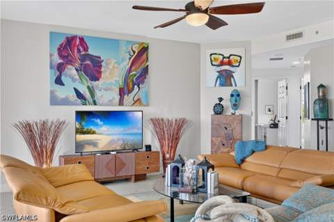 445 Cove Tower Dr 504, Naples FL - photo 9 of 34