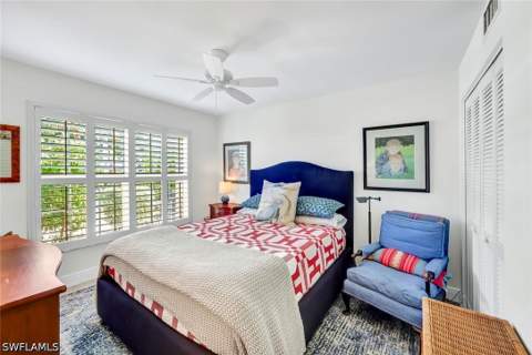 5637 Turtle Bay Dr 17, Naples FL - photo 10 of 21