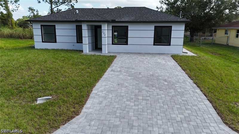 3 bedroom SingleFamilyResidence at 231 Wanatah Ave, Lehigh Acres, Lehigh Acres — photo 1