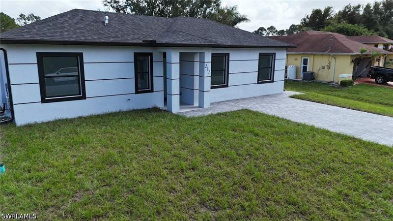 3 bedroom SingleFamilyResidence at 231 Wanatah Ave, Lehigh Acres, Lehigh Acres — photo 2
