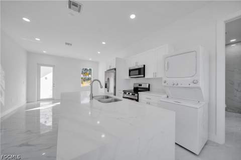 2910 67th St W, Lehigh Acres FL - photo 9 of 33