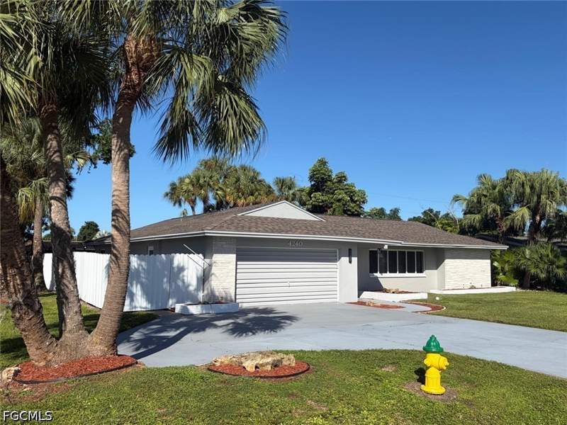 3 bedroom SingleFamilyResidence at 4240 Palm Tree Blvd, Cape Coral, Cape Coral — photo 2