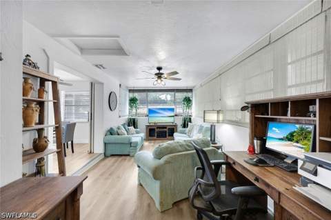9981 Kentucky St, Bonita Springs FL - photo 9 of 28