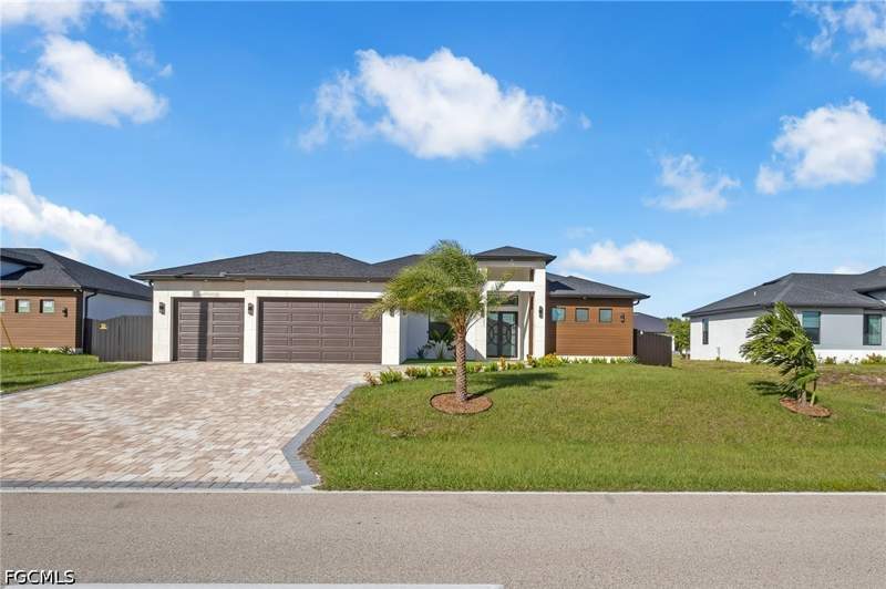 4 bedroom SingleFamilyResidence at 2010 Nelson Rd N, Cape Coral, Cape Coral — photo 2